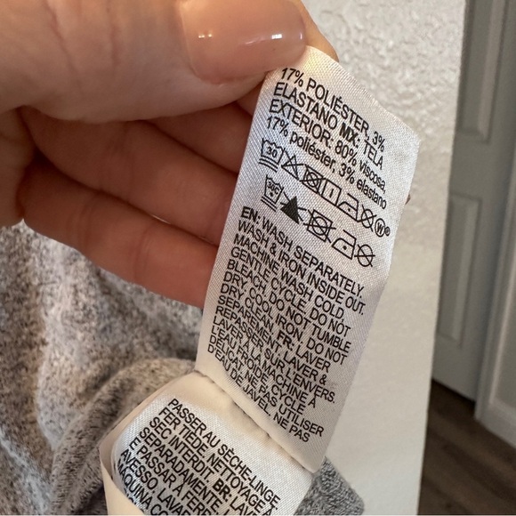 Roxy Women’s Lightweight Gray Knit Long Sleeve Top Size Large - Cozy & Casual - Picture 8 of 10